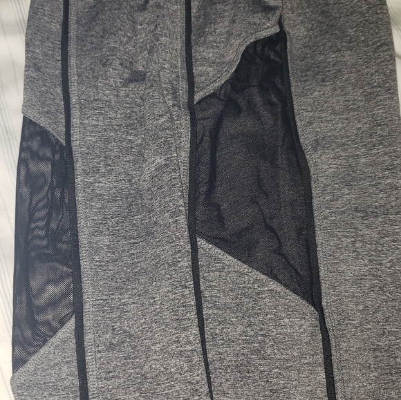 S2 1x grey sheer mesh inset athletic yoga leggings - Picture 9 of 13